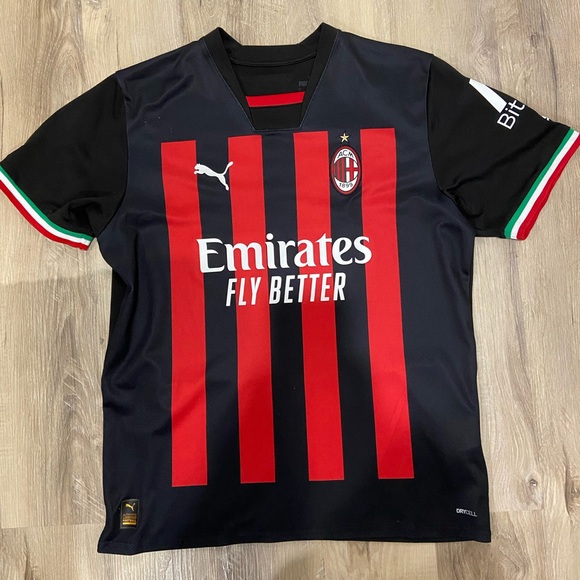 AC MILAN JERSEY - Picture 1 of 3